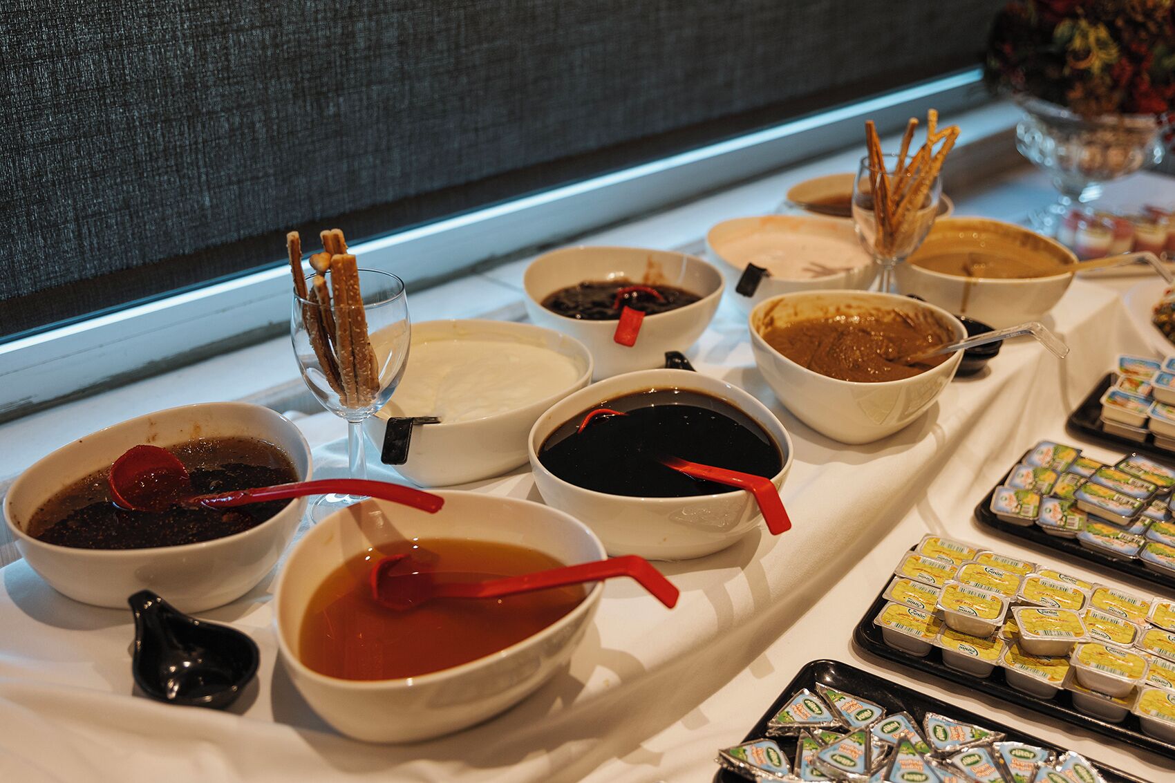 breakfast, lunch and dinner served