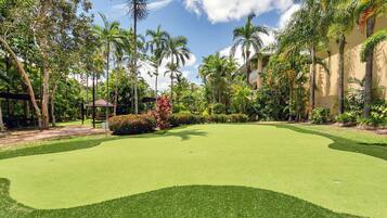 Mini-golf