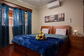 3 bedrooms, iron/ironing board, free WiFi, bed sheets