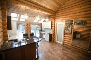 尊爵獨棟房屋, 公園景觀 | 起居區 | 平面電視