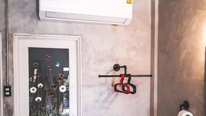 Rom – superior | Minibar, wi-fi (inkludert) og individuelt dekorert