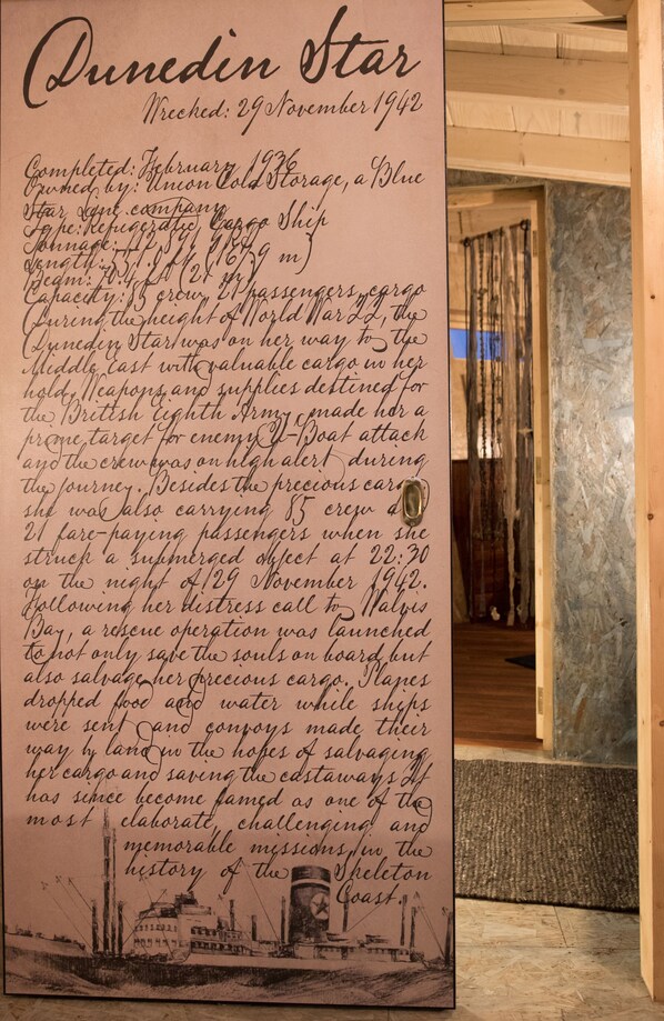 A historical document titled 'Dunedin Star' detailing its wreck on 29 November 1942. - Shipwreck Lodge (Mowe Bay)