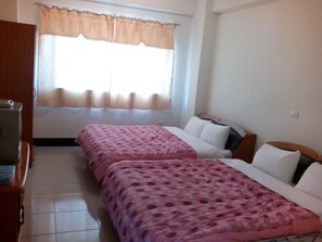 Standard Quadruple Room | Desk, blackout drapes, free wired internet - Skywater (Puli)