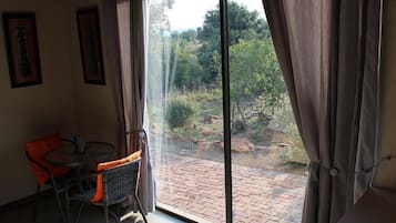House, 3 Bedrooms | Living area | Flat-screen TV