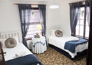1 bedroom, individually decorated, individually furnished