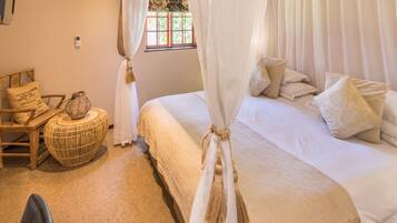 Una cassaforte in camera, una scrivania, Wi-Fi gratuito