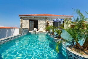 Junior Suite | Hypo-allergenic bedding, in-room safe, desk, soundproofing - Kolymbia Village (Rhodes)