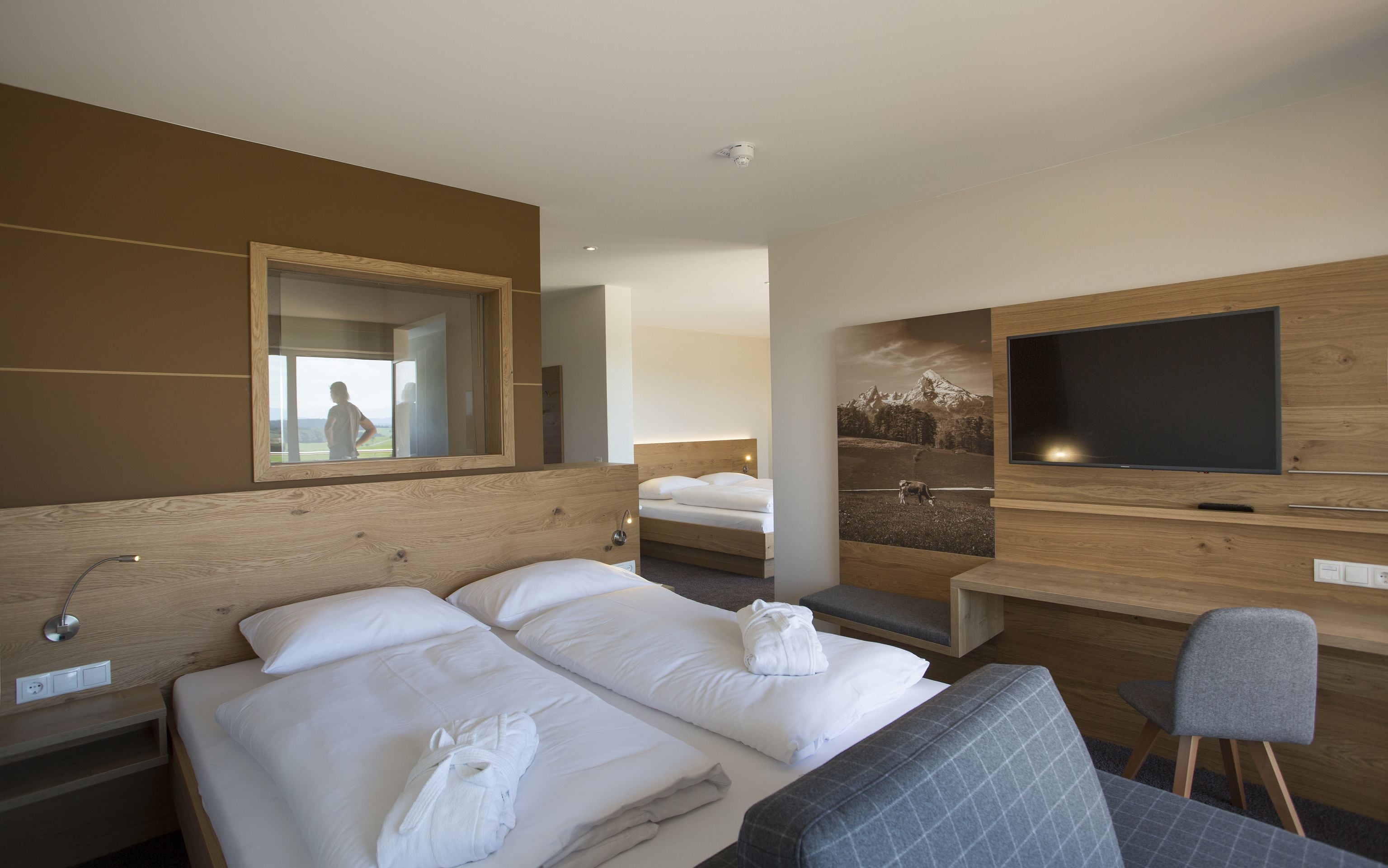 1 bedroom, hypo-allergenic bedding, in-room safe, desk