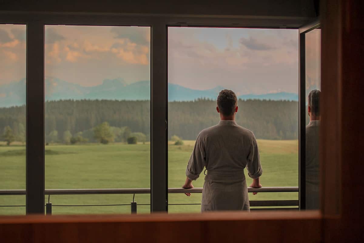 1 bedroom, hypo-allergenic bedding, in-room safe, desk