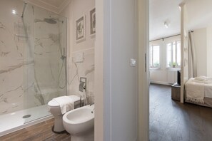 Bathroom - Suite & View (Florence)