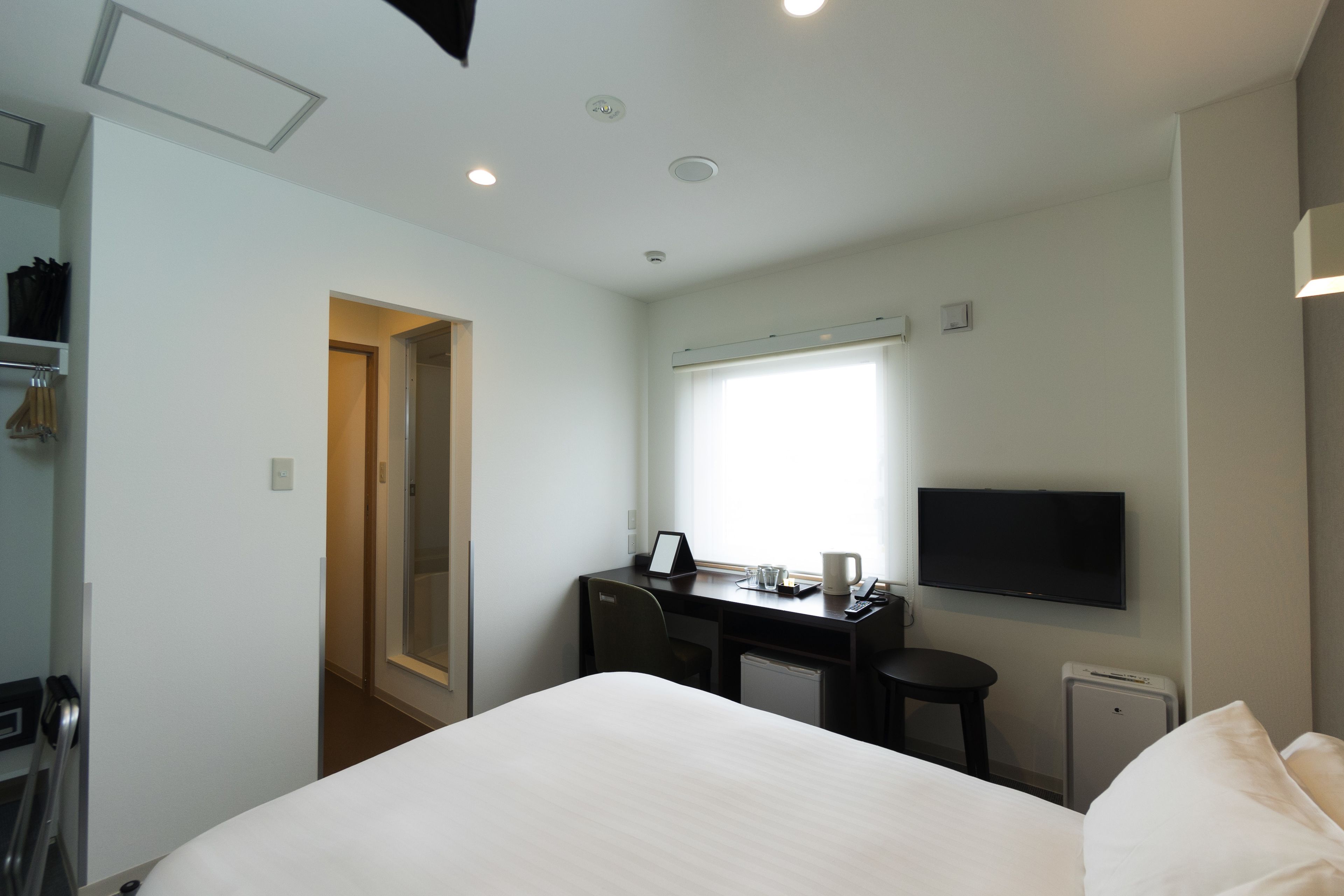 double room | desk, free wifi, bed sheets