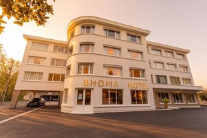 Esteetön pysäköinti