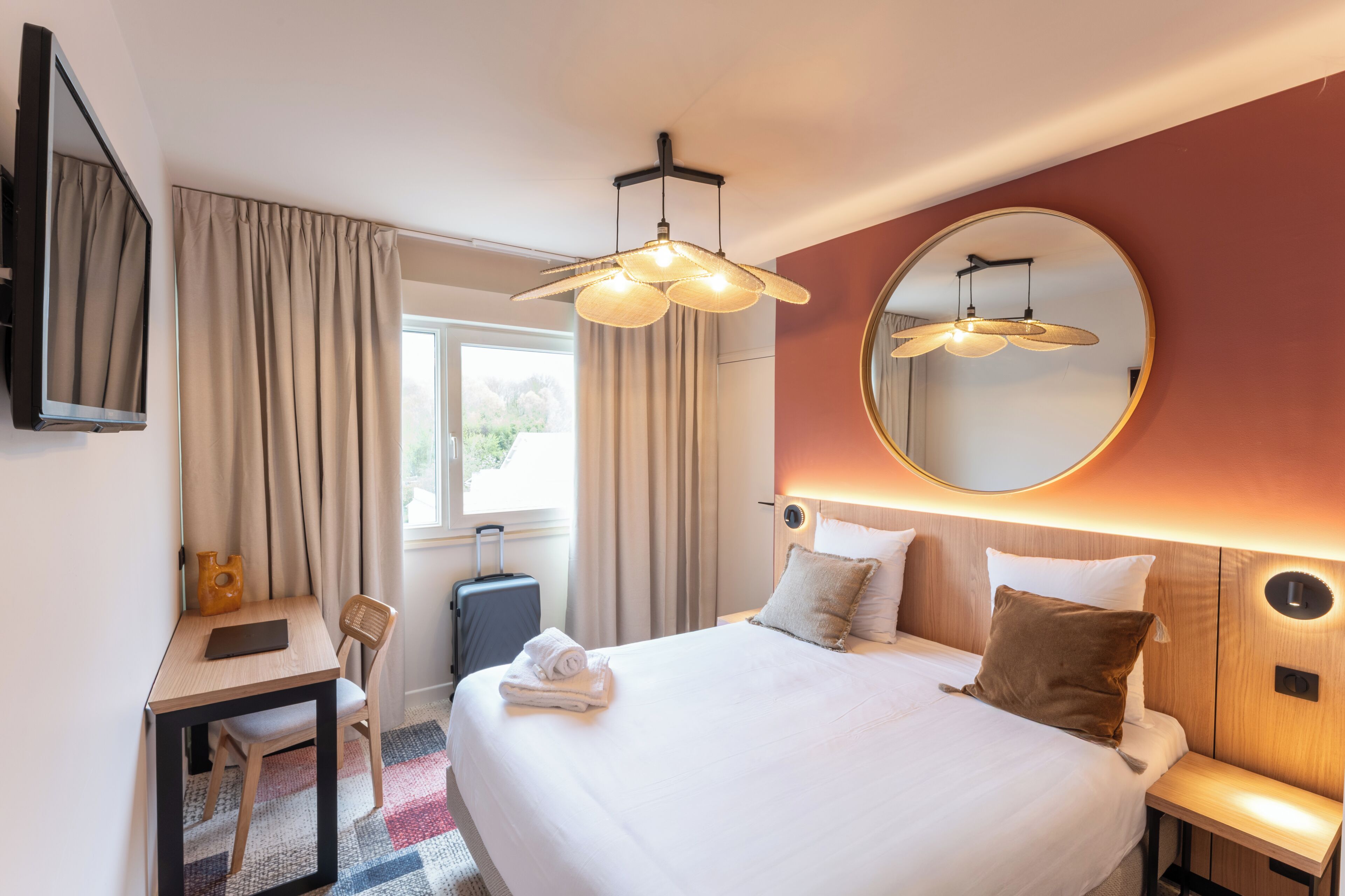 Habitación cuádruple familiar | Ropa de cama de alta calidad, escritorio, sistema de insonorización