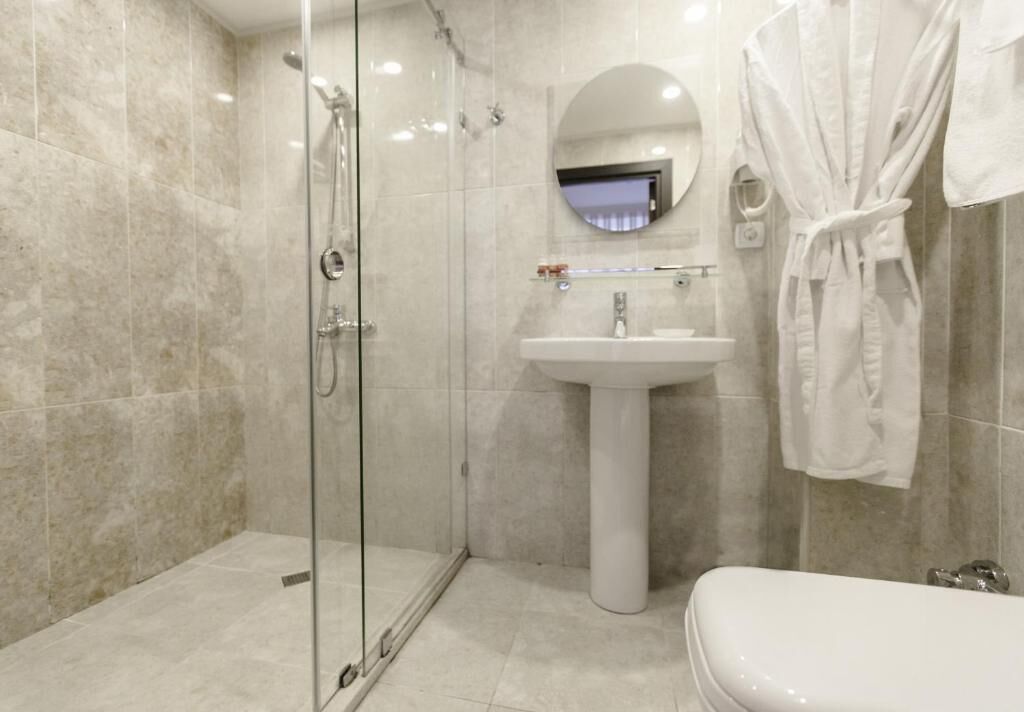 Photo - Deluxe Boutique Hotel