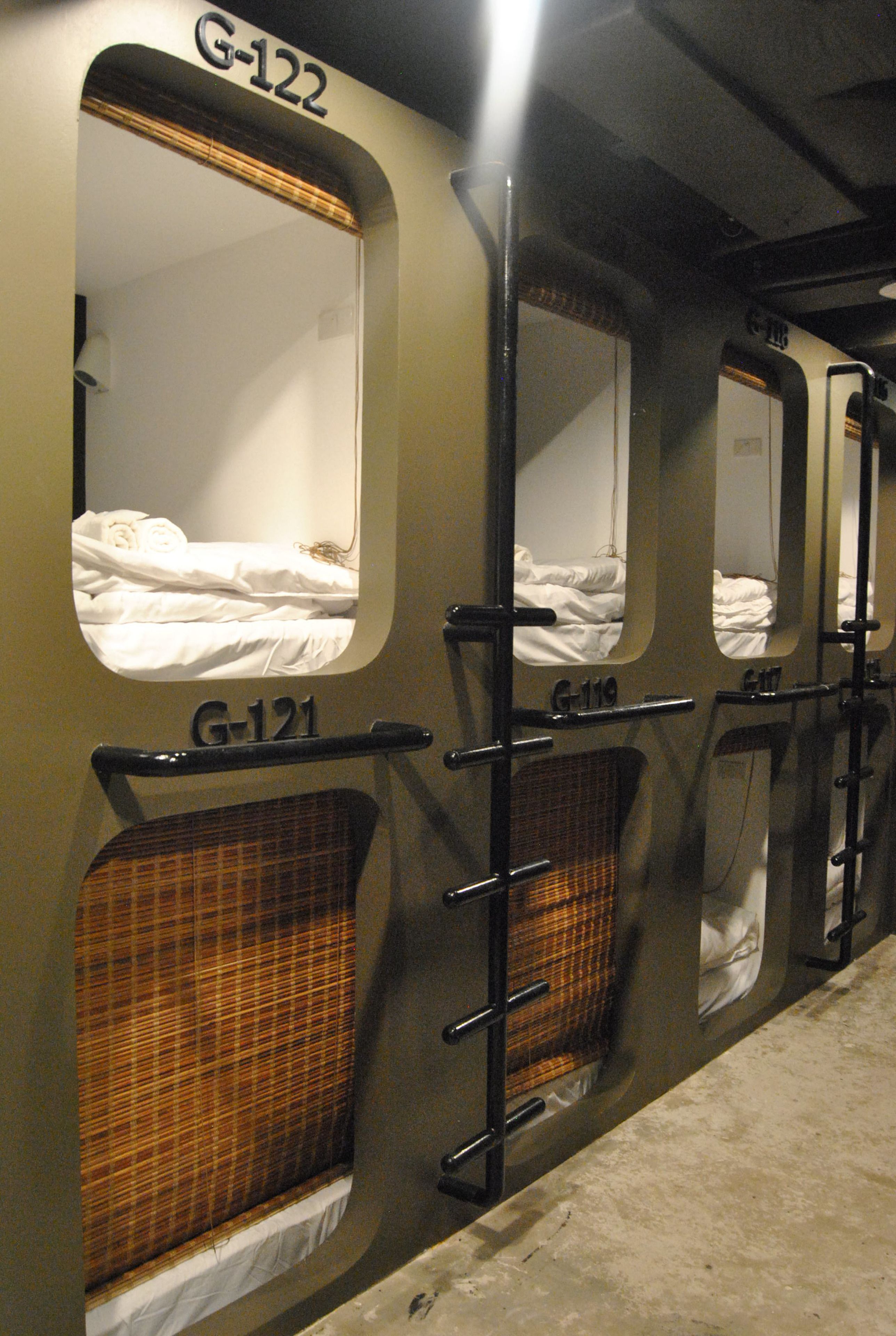 Soundproofing, free WiFi