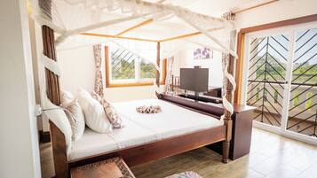 1 bedroom, in-room safe, desk, laptop workspace