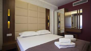 Suite, 2 Schlafzimmer | Ausblick vom Zimmer