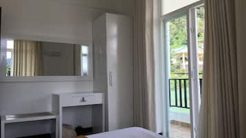 Căn hộ Tiêu chuẩn, 3 phòng ngủ | Quang cảnh từ phòng