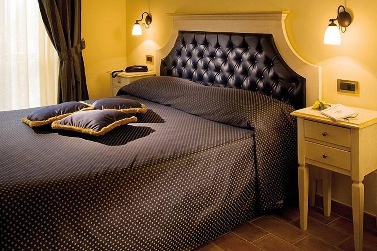 minibar, in-room safe, desk, soundproofing