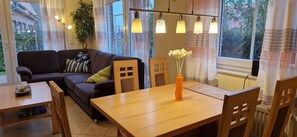 Unclassified image, 5 of 20, button - No. 81 - Holiday House Deichstraße / near the marina (Wittmund)