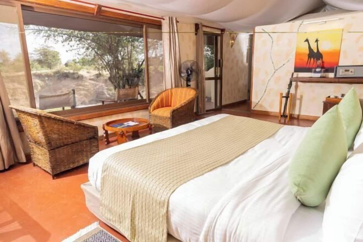 Ropa de cama de alta calidad, colchones con efecto memoria y minibar