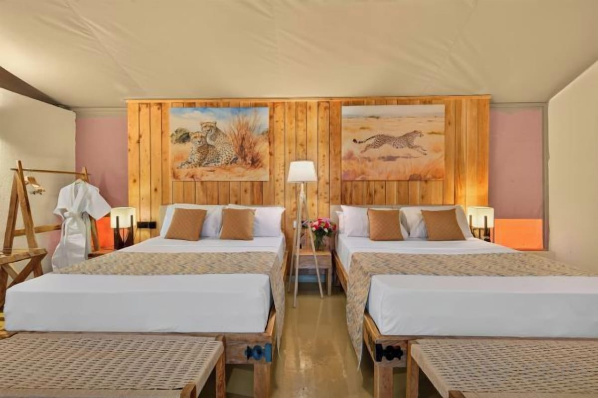 Premium bedding, memory foam beds, minibar, in-room safe