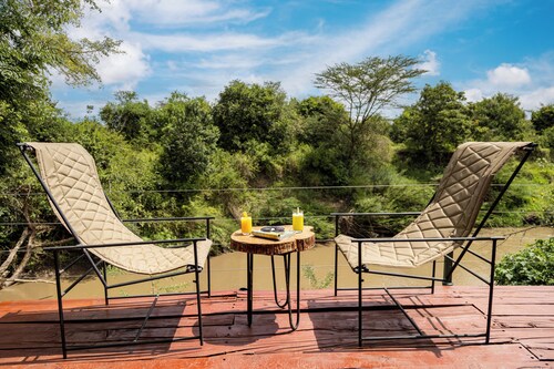 PrideInn Mara Camp & Cottages