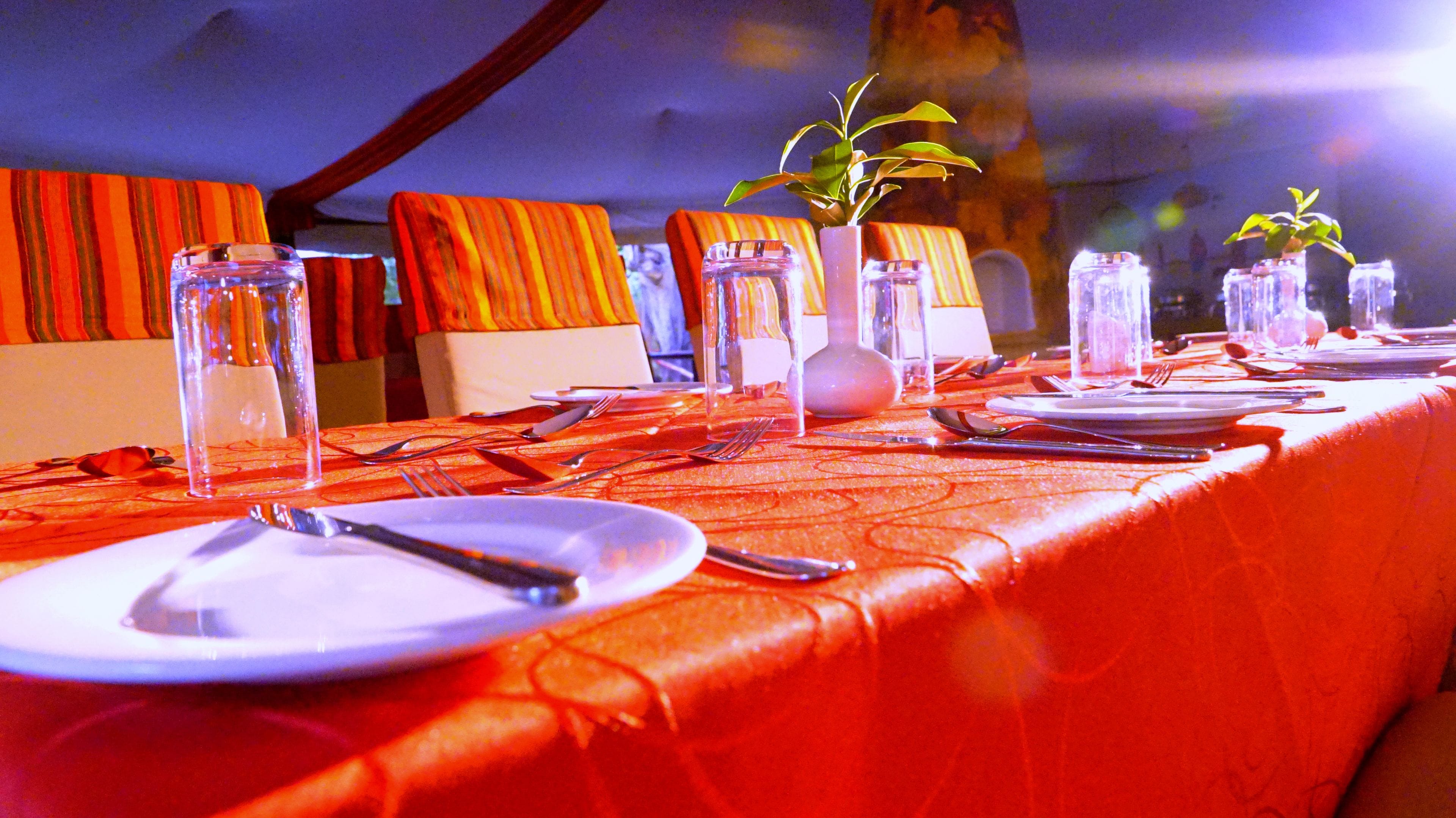 Breakfast, lunch, dinner served; international cuisine 