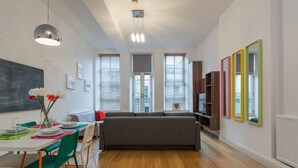 Living area - 1 Fitzrovia (Belfast)