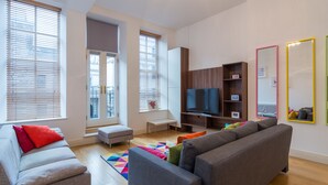 Room - 1 Fitzrovia (Belfast)