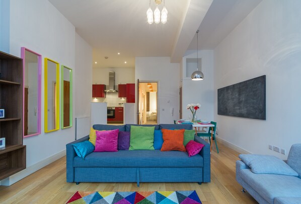 Living area - 1 Fitzrovia (Belfast)