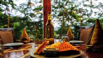 TĂ€gliches FrĂŒhstĂŒcksbuffet (800 INR pro Person)