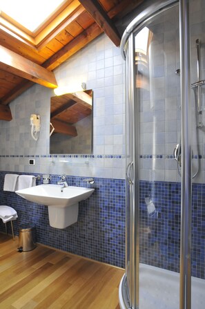 Free toiletries, hair dryer, bidet, towels - Quarté Sayàl (Alghero)