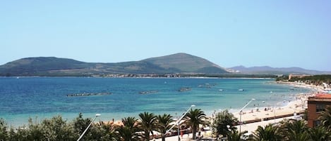 Vista a la playa o el mar