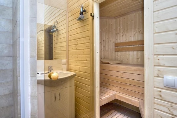 Studio, Sauna | Room amenity