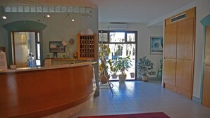 Unclassified image, 2 of 45, button - Hotel Kontiki (San Vincenzo)
