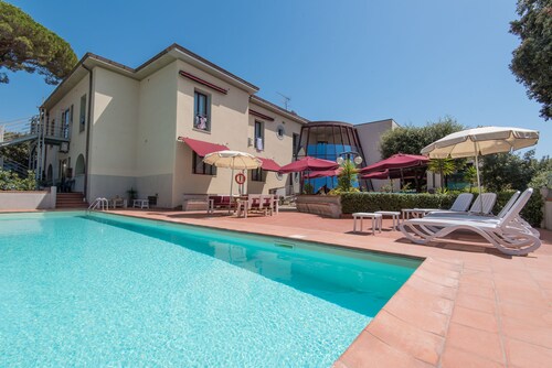 Hotel Kontiki
