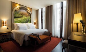 Minibar, in-room safe, soundproofing, free WiFi - Pestana Porto - A Brasileira, City Center & Heritage Building (Porto)