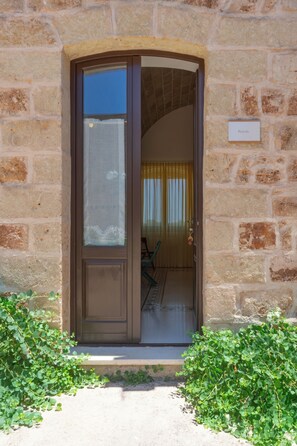 Literie de qualité supérieure, ameublement personnalisé, bureau