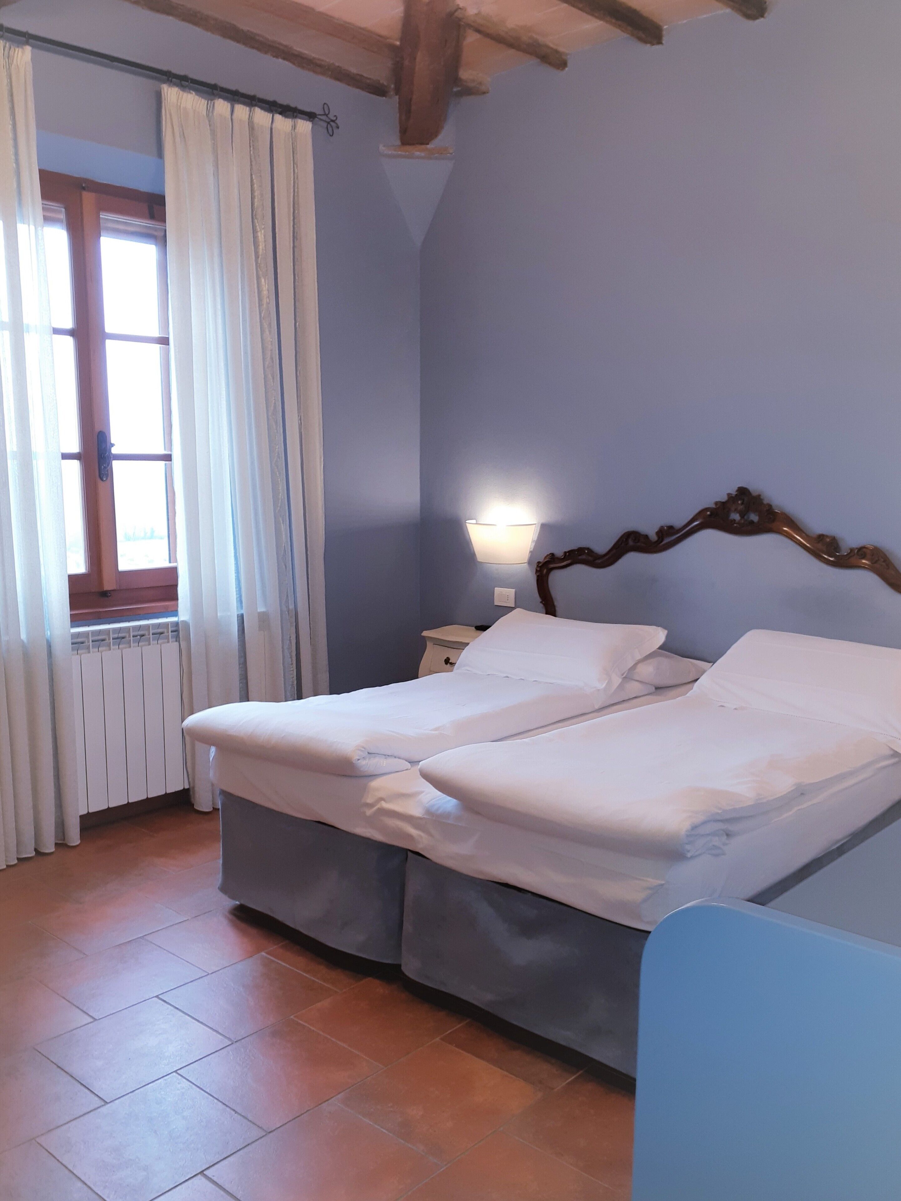 Double or Twin Room | Desk, free WiFi, bed sheets