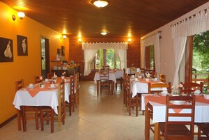 Desayuno bufé gratuito y diario