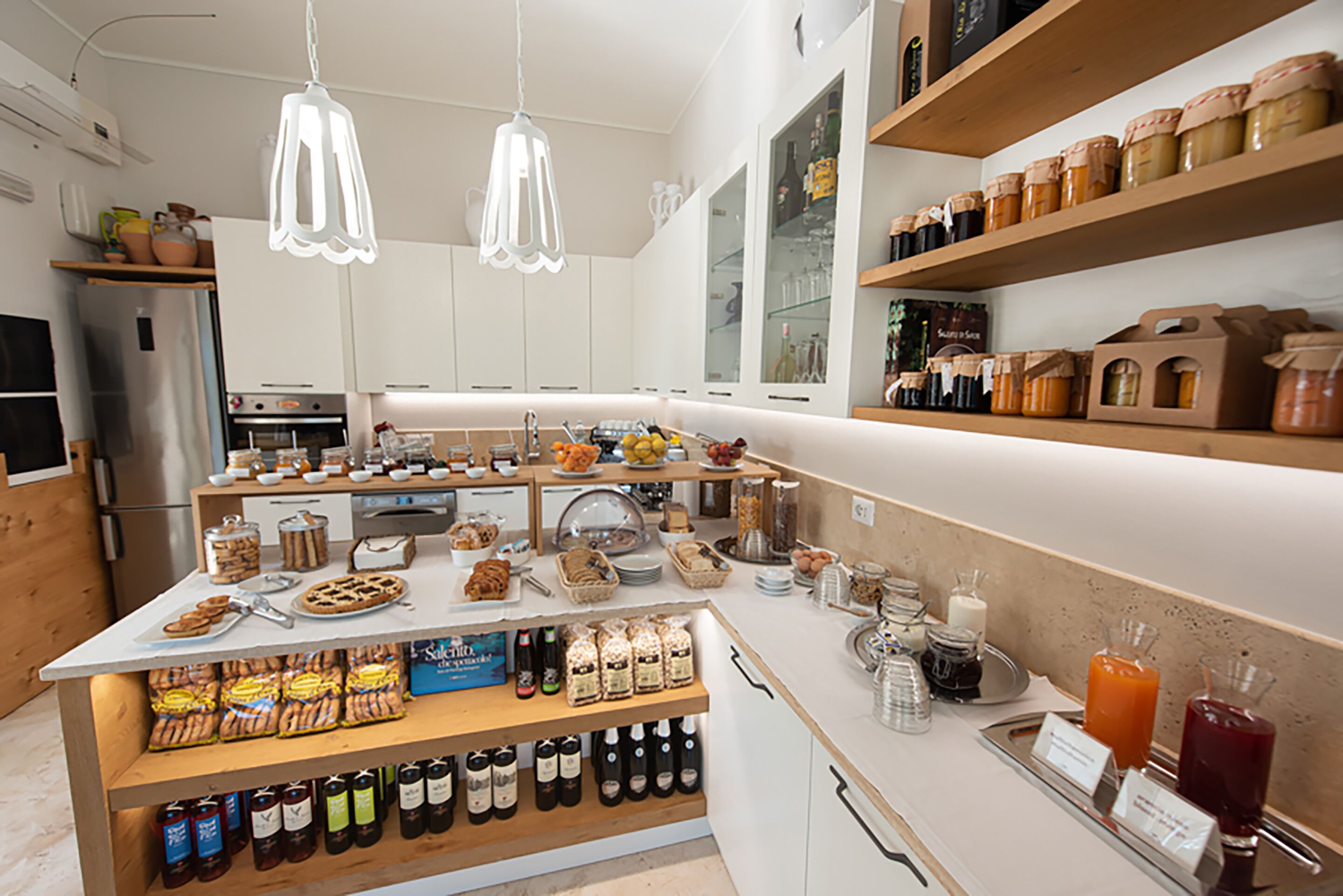 包每日自助早餐