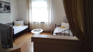 Standard Apartment, Private Bathroom (2-Zimmer Apartment) | 2 bedrooms