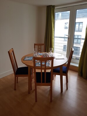 Executive Apartment | Living area | Flat-screen TV - Executive Open Plan Apartment in Leith (Edinburgh)