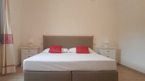 Quartos à prova de som, ferros/t ábuas de passar roupa, roupa de cama