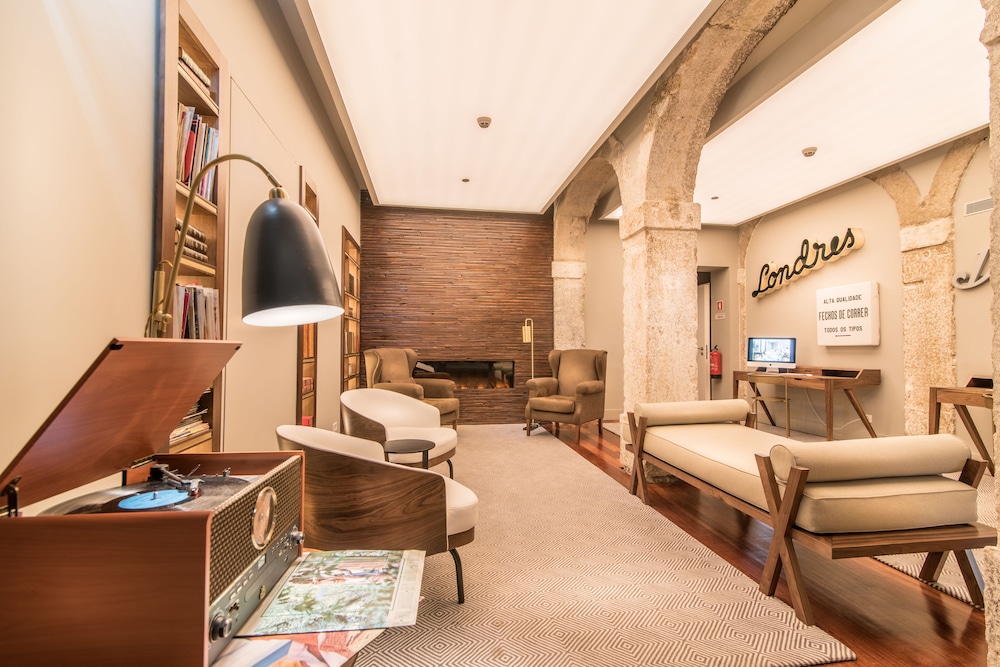 Hotel da Baixa by null