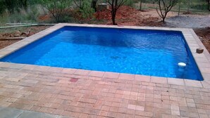 Kolam renang outdoor