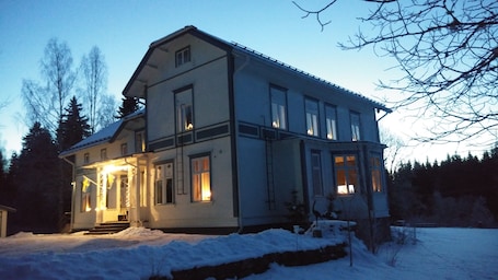 Front of property - evening/night