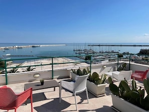 Deluxe Loft, 1 Queen Bed, Terrace, Sea View | Terrace/patio - Casa Diomede B&B (Manfredonia)