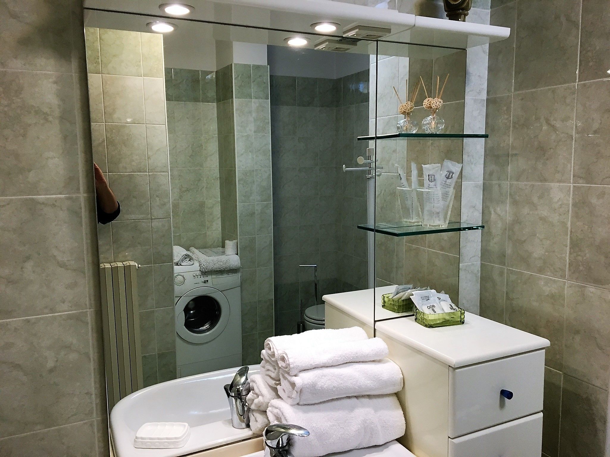 Appartamento, 1 camera da letto | Bagno | Doccia, set di cortesia gratuito, asciugacapelli, pantofole